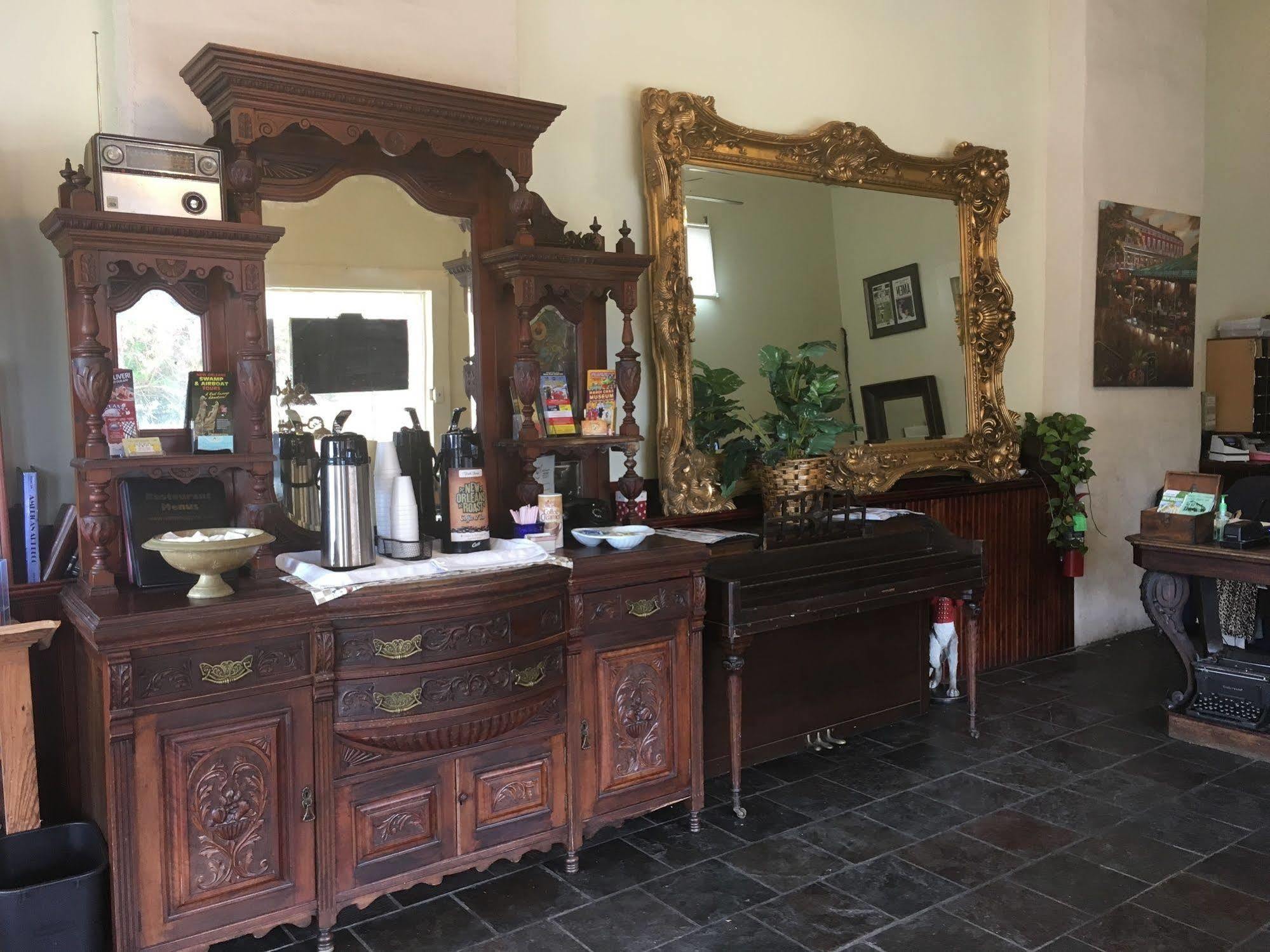 Historic Mardi Gras Inn نيو أورلينز المظهر الخارجي الصورة